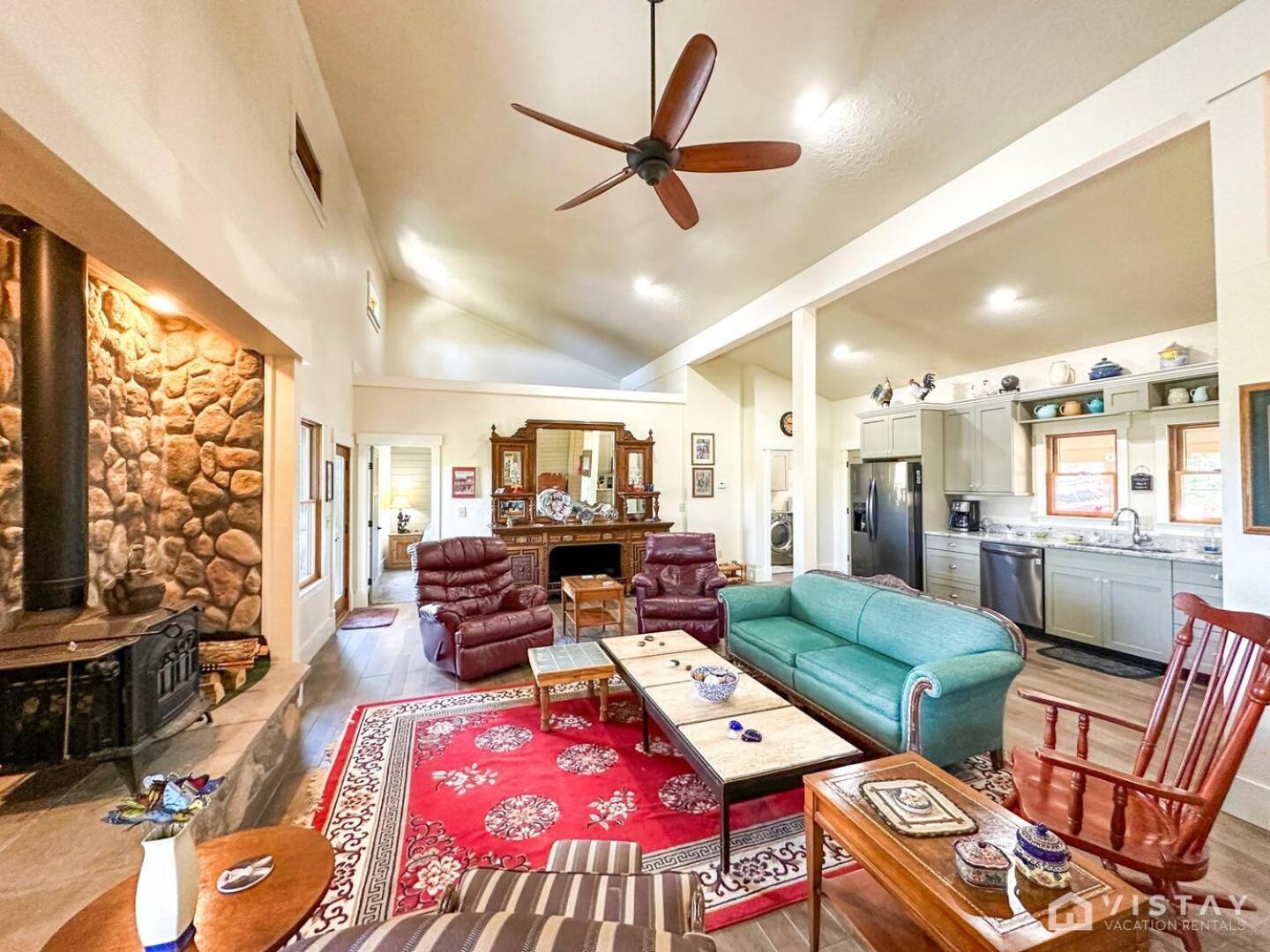 Villa Summit Pines Hideaway - Amazing Mountain Views! Duck Creek Village Exterior foto